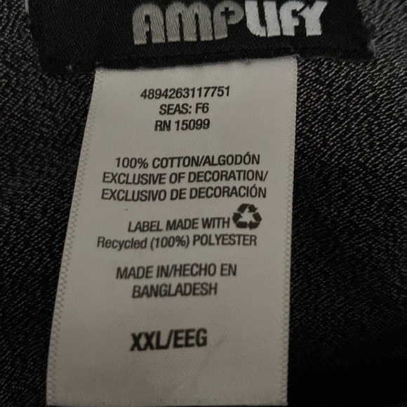 Men’s Gray, White, & Black Shirt - Picture 3 of 3